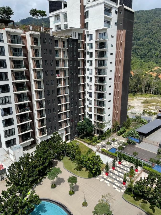 Апартаменти Scenic View At Midhills Genting Гентінг-Гайлендс Екстер'єр фото